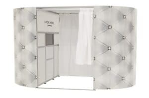 Partybooths London|Oval Cream Chesterfield Enclosed